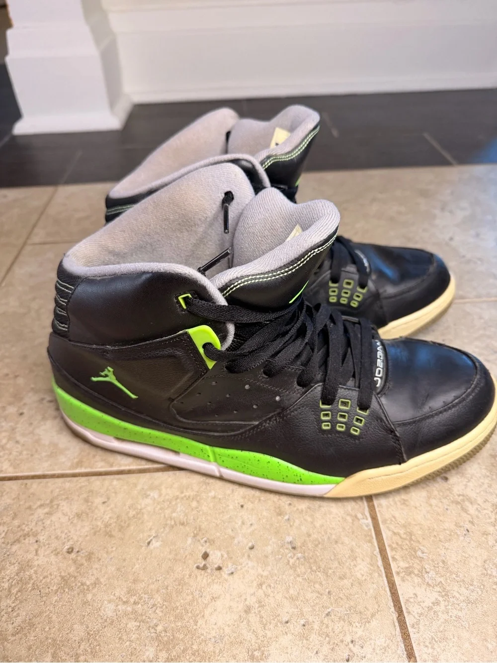 Nike Air Jordan SC- Black and Neon 2013